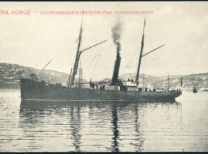 Dykkerbaaden ØRESUND paa Harstad’s Havn